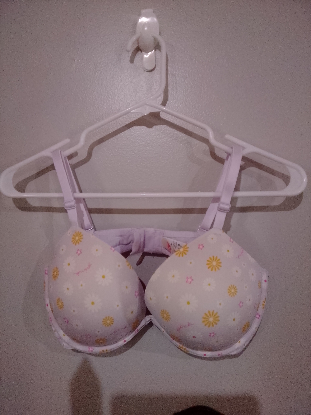 PINK Victoria's Secret Light Lavender Daisy Print Molded Bra
